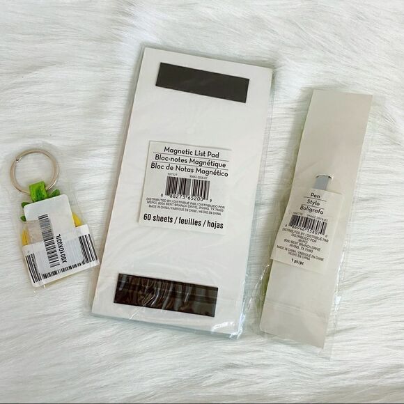 Magnetic List Pad, Stylo Pen & Keychain - Picture 5 of 6